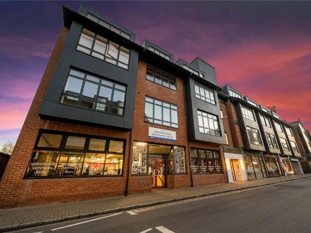 Apartment for rent in Gerrards Cross, Denham