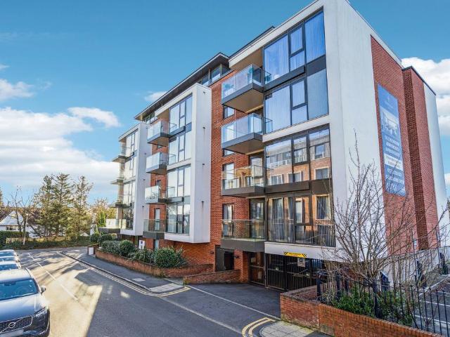 Apartment for rent in Gerrards Cross, Denham