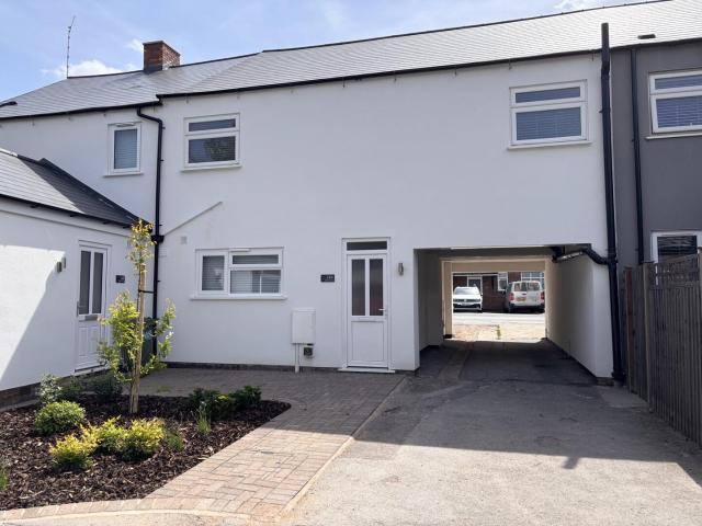 Apartment for rent in Glenfields, Pinfold