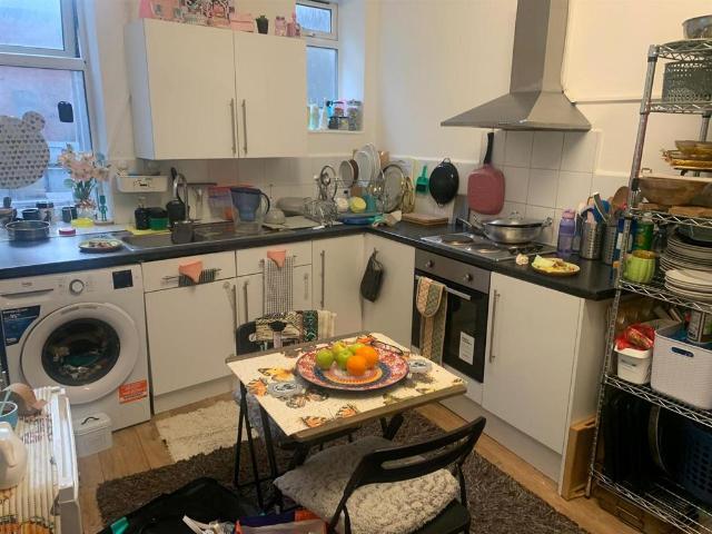 House for rent in Kenton, Greater London