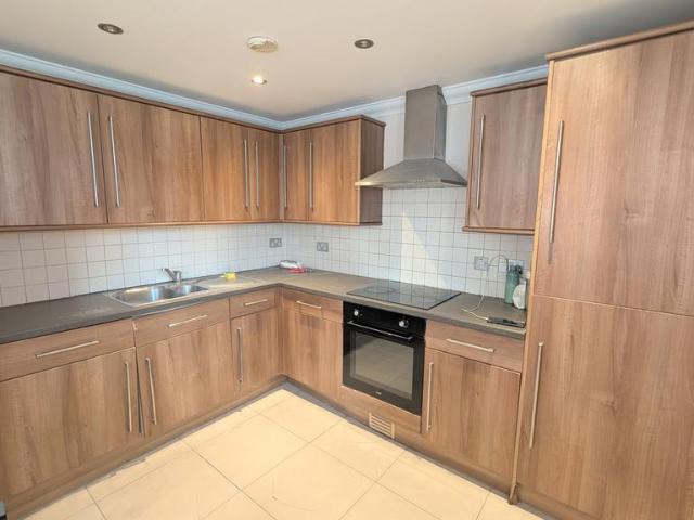 Apartment for rent in Wealdstone, Greater London