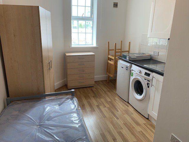 Studio for rent in Greenhill, Greater London
