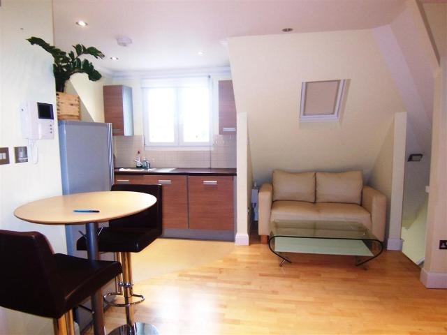 Apartment for rent in Wealdstone, Isle Of Man