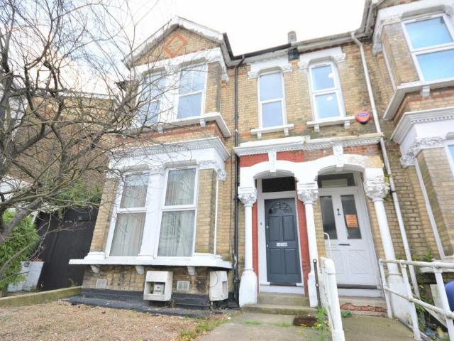 House for rent in West Hendon, The Hyde