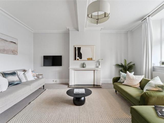 House for rent in Henley-on-Thames, Berrick Salome