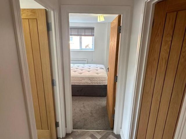 Apartment for rent in Daws Hill, Cressex