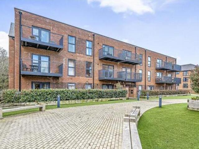 House for sale in Hart, Hampshire