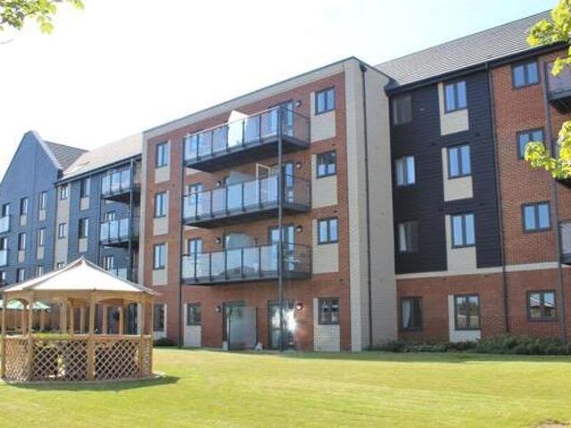 House for sale in Hart, Hampshire