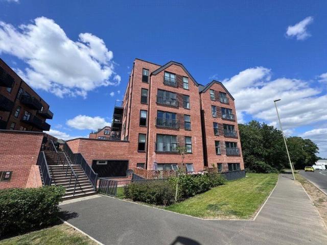 Apartment for rent in Hart, Hampshire