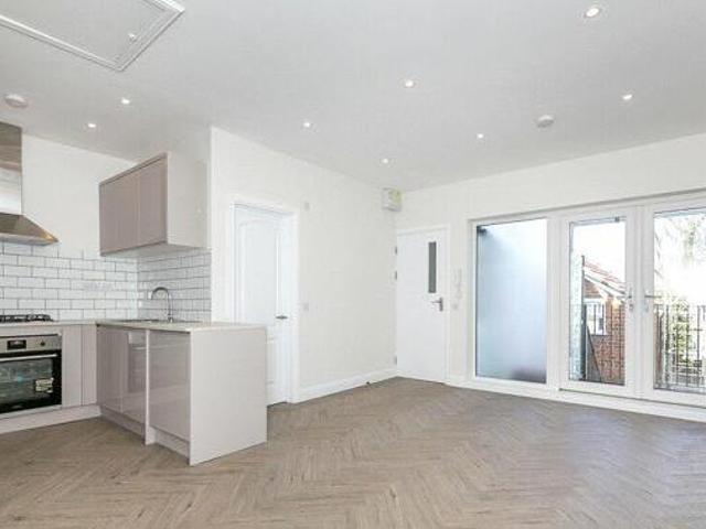 House for sale in Red Hill, Surrey