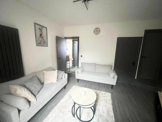 House for rent in Caldermill, East Midlands