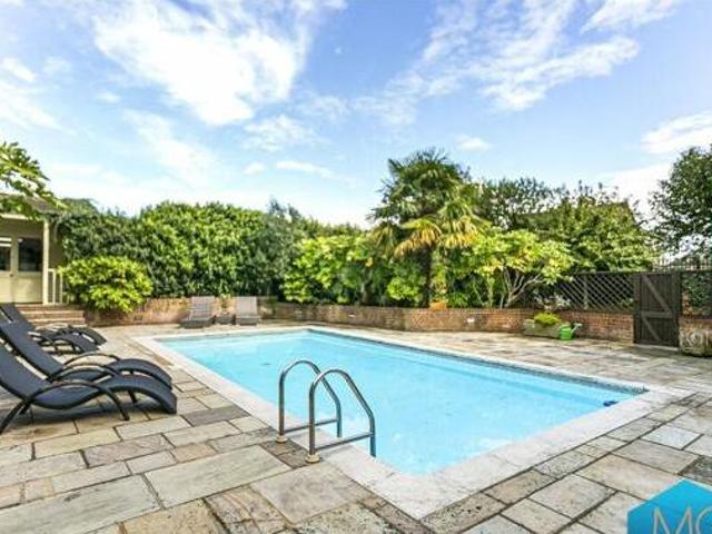 House for sale in City of London, Greater London