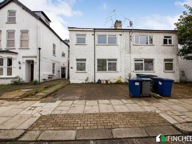 Apartment for rent in Church End, Greater London