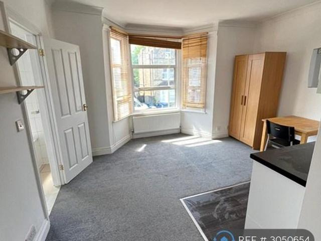 Apartment for rent in London Borough of Barnet, Greater London