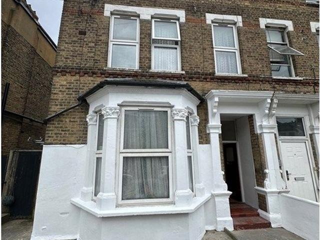 Studio for rent in Church End, Greater London
