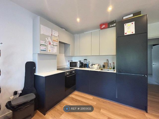 Apartment for rent in Hendon Central, The Hyde