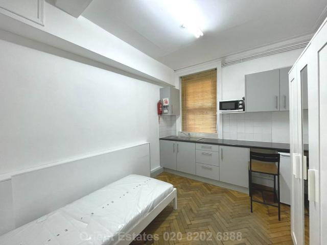 Studio for rent in West Hendon, The Hyde