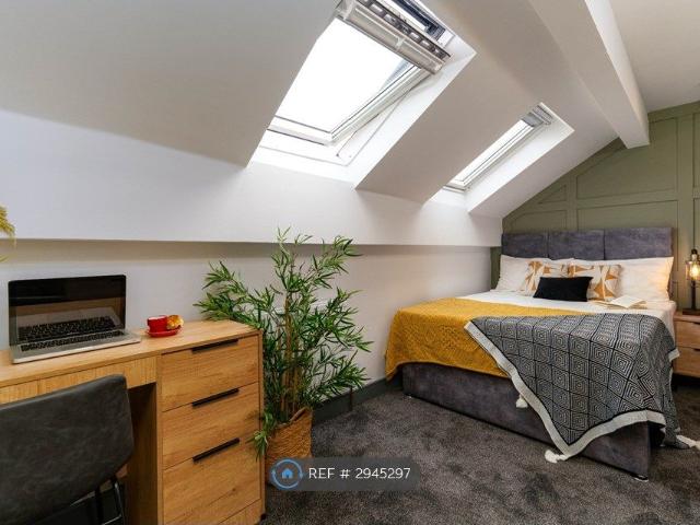 Room for rent in Pendlebury, Salford