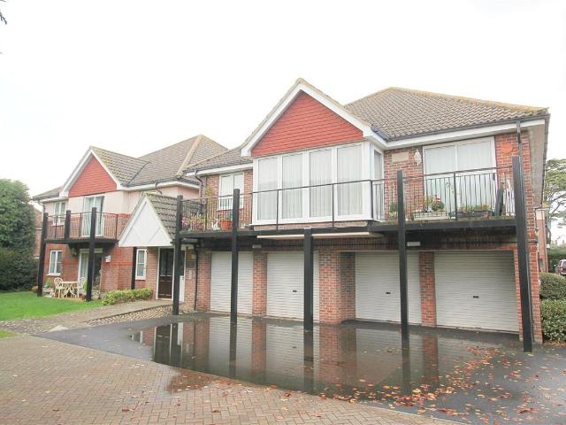 Apartment for rent in Helford, Hampshire