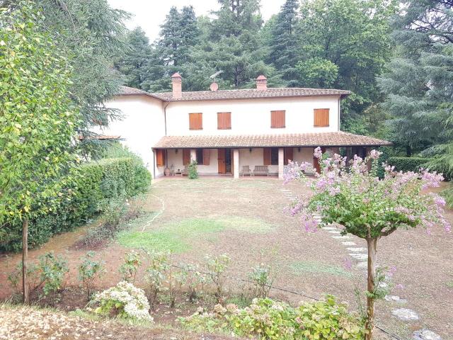 House for sale in Horsham, West Sussex