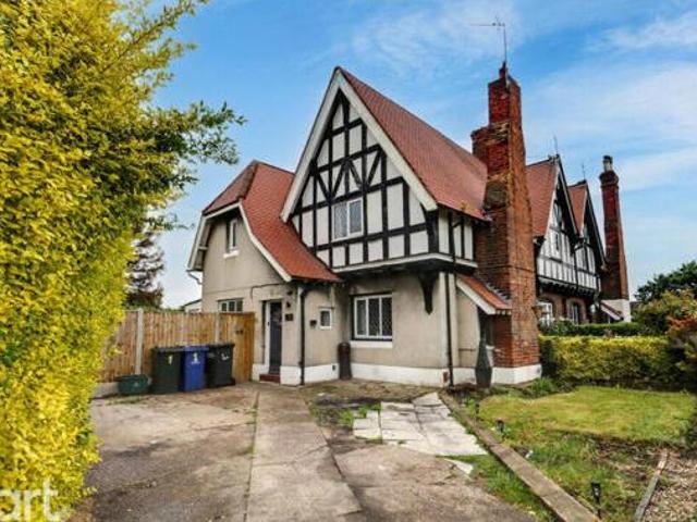 House for sale in Hatfield, South Yorkshire
