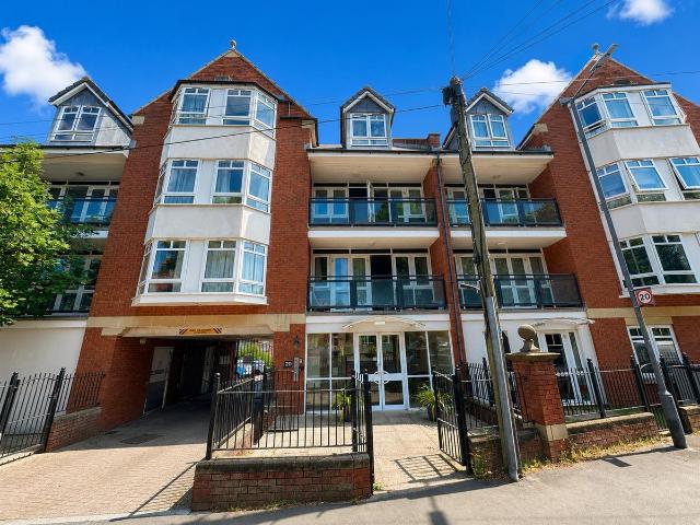 Apartment for rent in Feckenham, City Of Bristol