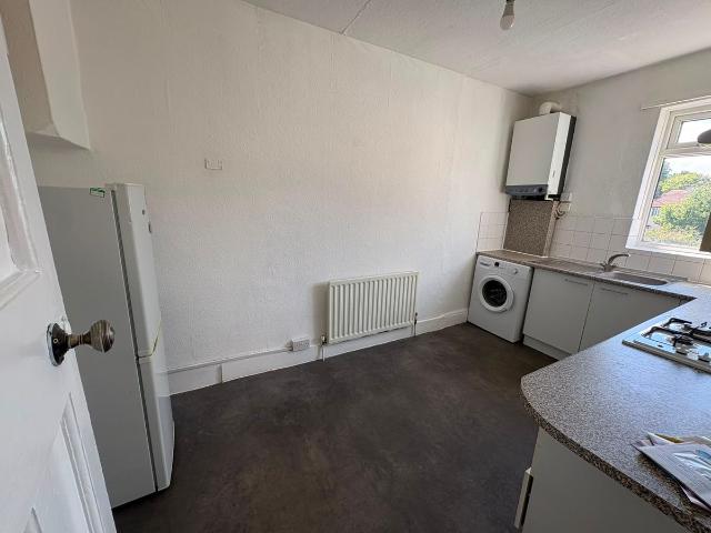 Apartment for rent in Longlands, Halfway Street