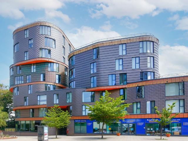 Apartment for rent in Longlands, Halfway Street