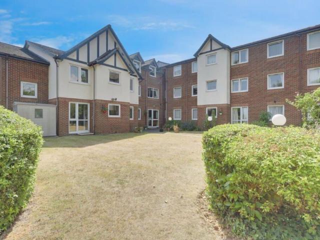 Apartment for rent in North Shoebury, Alton Barnes