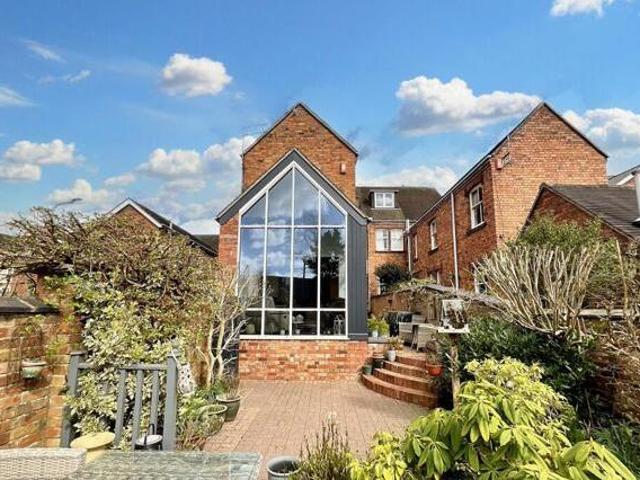 House for sale in Stone, Baswich