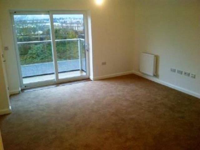 Apartment for rent in Strood