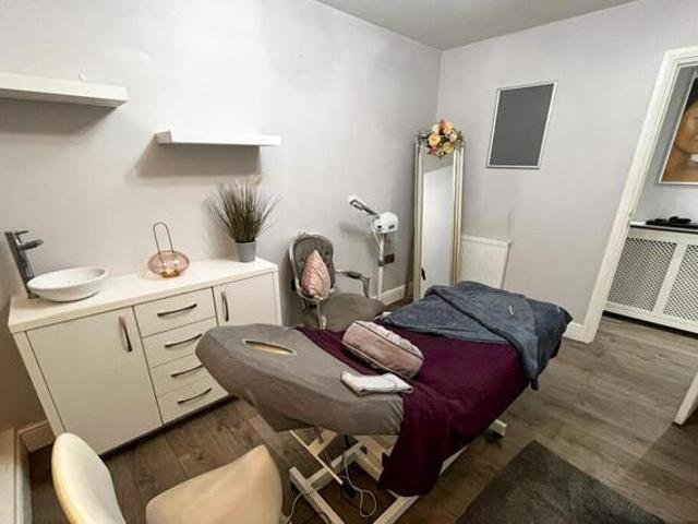 House for rent in Lyons, Greater London