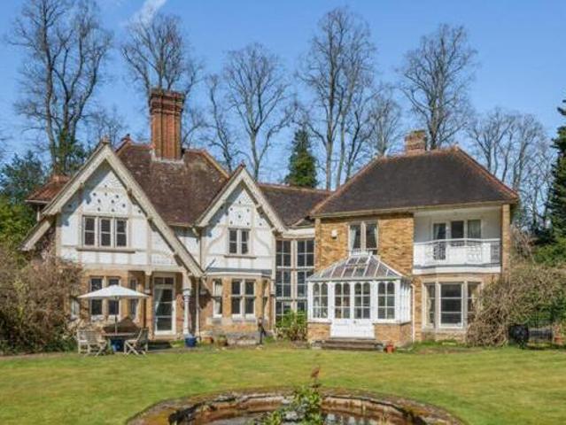 House for sale in Wigginton, Pouchen End