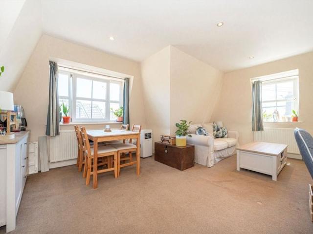 House for rent in Hampton, Greater London
