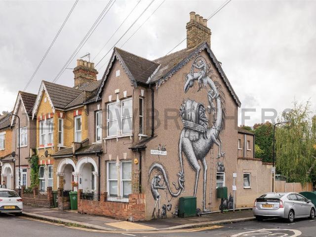 Apartment for rent in London Borough of Waltham Forest, Greater London