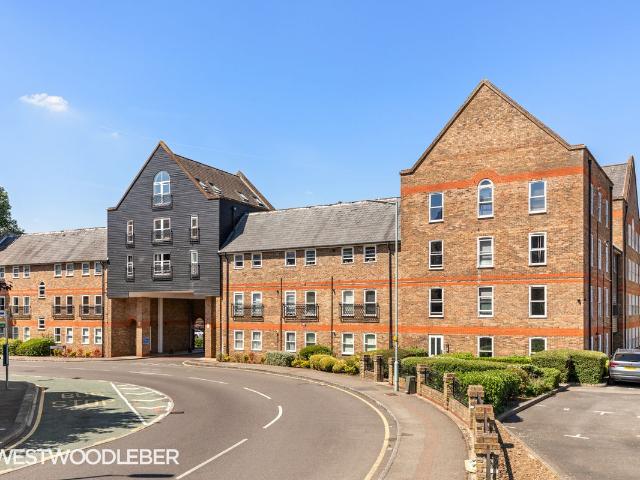 Apartment for rent in Kings Hill, East Hertfordshire