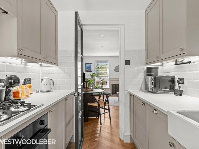 Apartment for rent in Kings Hill, Colliers End