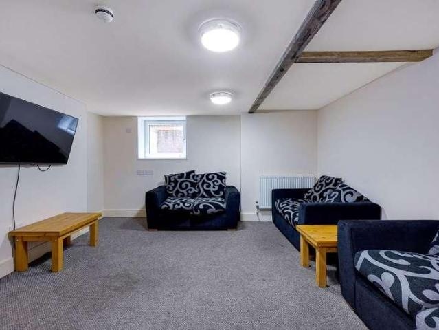 Apartment for rent in St. Mildred's, The Bridge