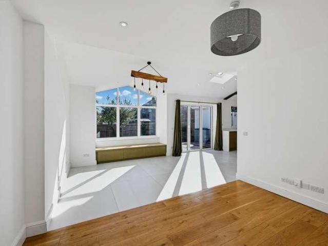 House for rent in London Borough of Bromley, Greater London