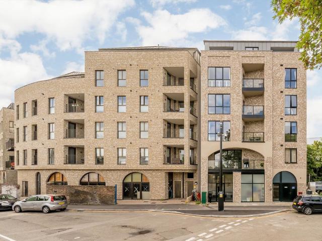 Apartment for rent in London Borough of Merton, Greater London