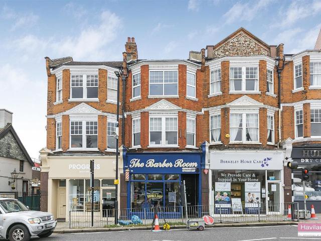 Apartment for rent in Winchmore Hill, Edmonton