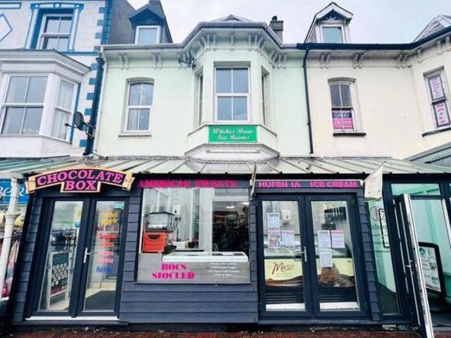 House for sale in Pwllheli