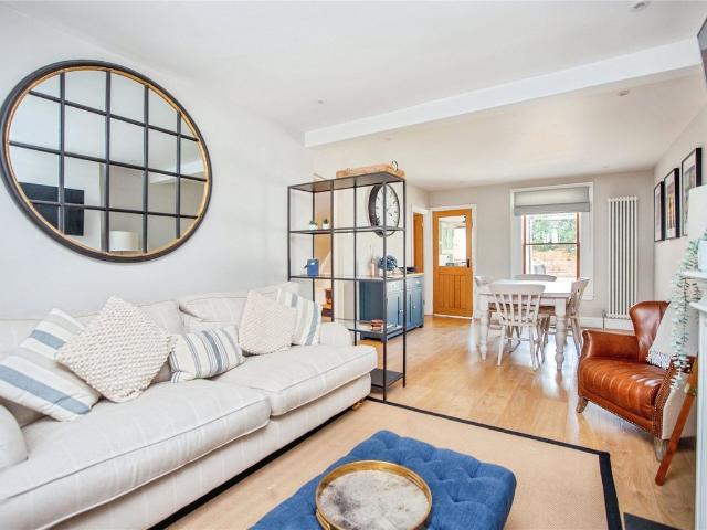 House for rent in Golden Valley, Gloucestershire