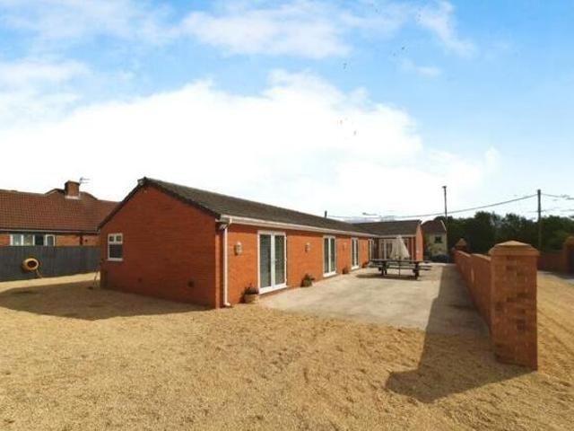 House for sale in Wingate