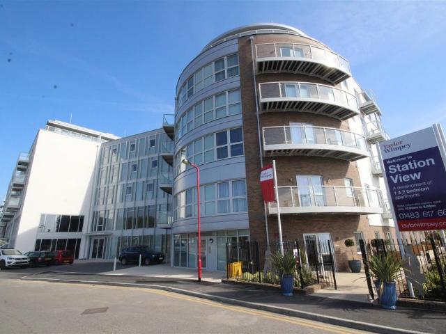 Apartment for rent in Guildford Park, Guildford
