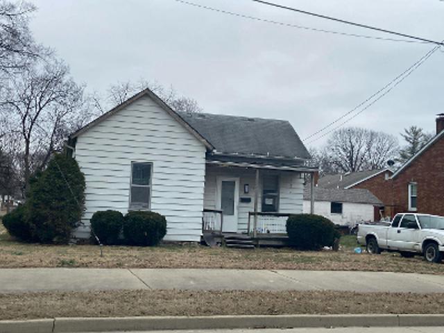 House for sale in Troy, Illinois
