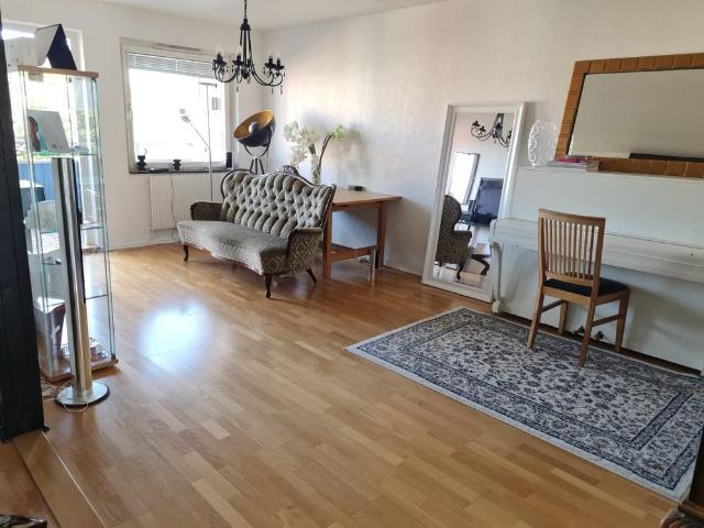 Lägenhet hyra i Botkyrka, Stockholm