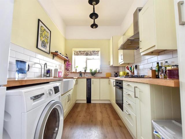 Apartment for rent in Eastbourne, East Sussex
