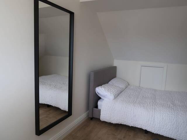 House for rent in London Borough of Havering, Greater London