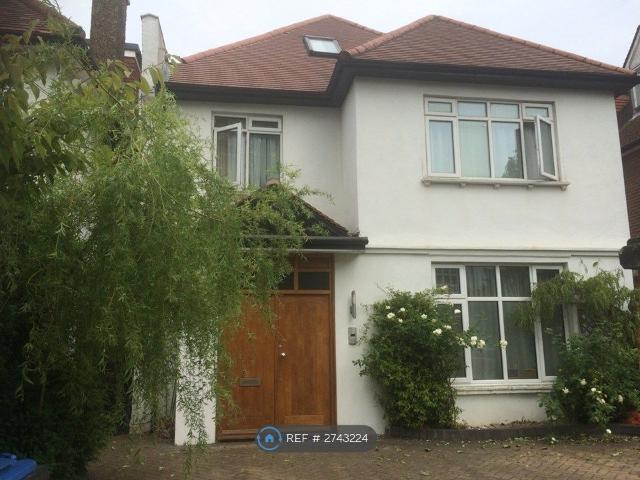 Studio for rent in Brondesbury, Greater London